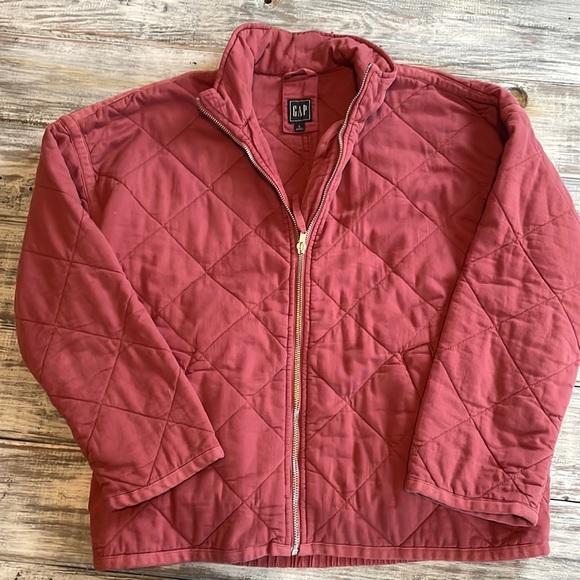 GAP Jackets & Blazers - Like new, GAP quilted cotton full zip jacket with two side pockets, size L